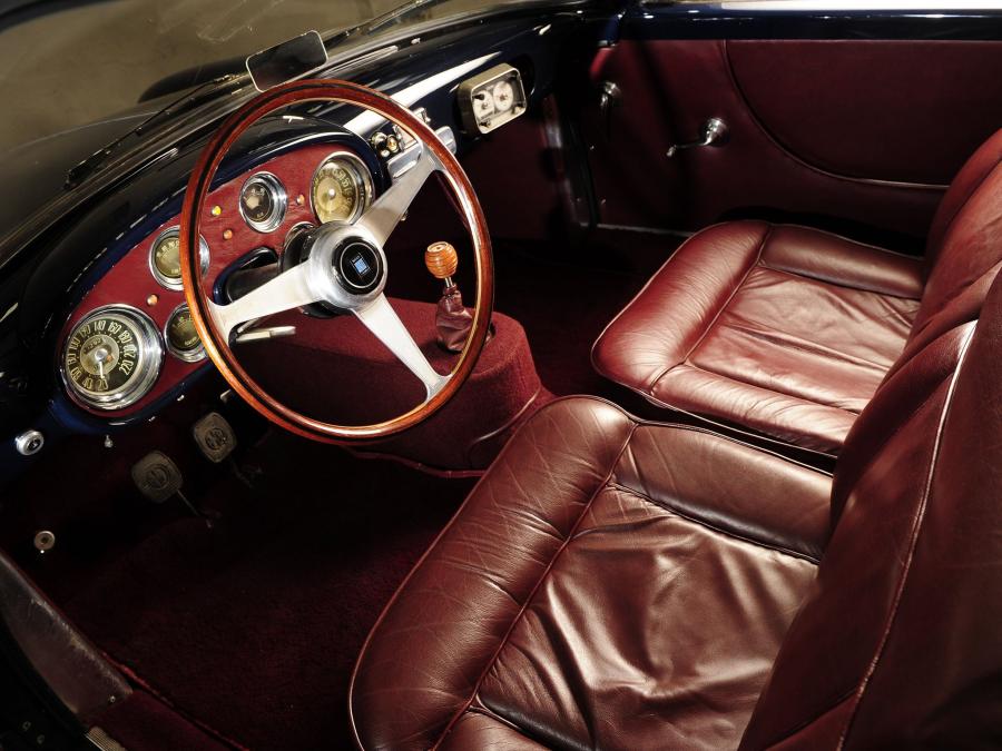 Интерьер Alfa Romeo 1900 Super Sprint (1484) 1956 года  (фото 13 из 32)